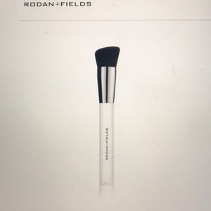 Rodan and Fields Radiant Defense Liquid Brush